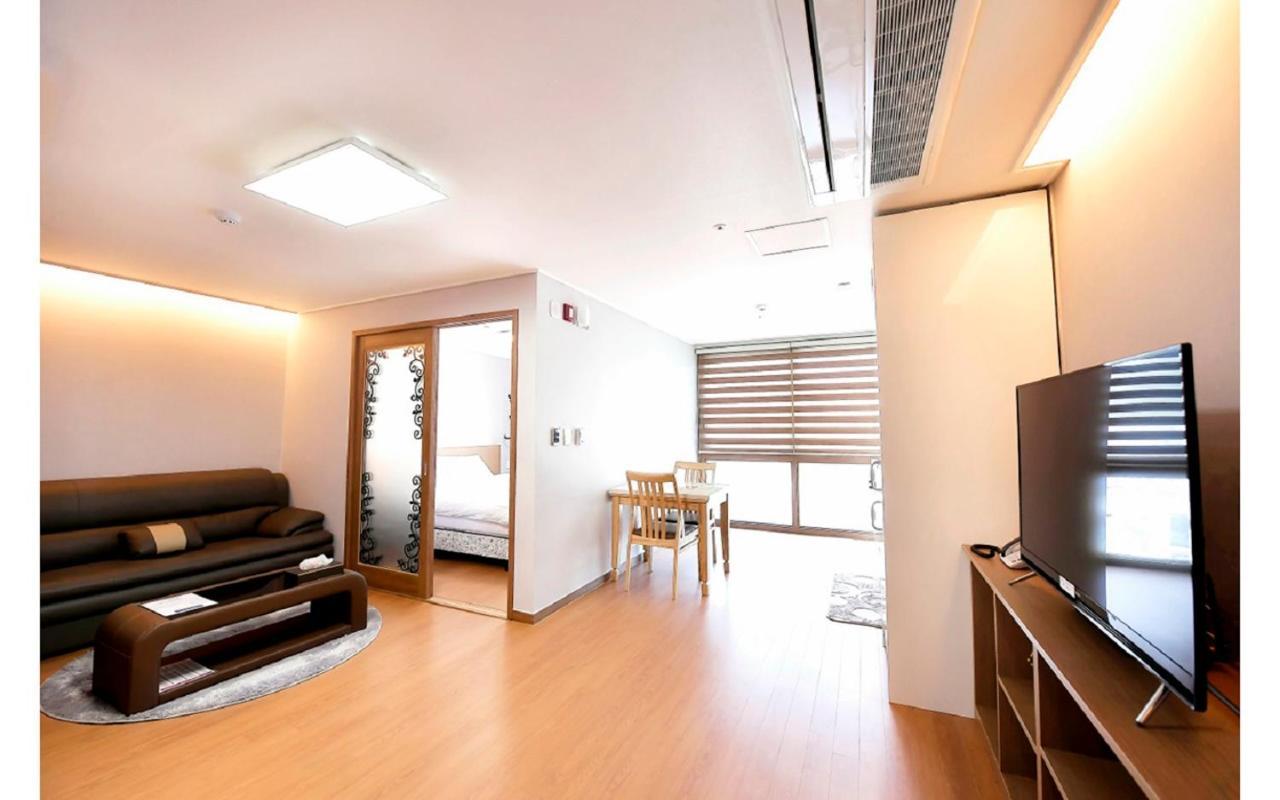 Residence Hotel K Okpo Geoje Eksteriør bilde