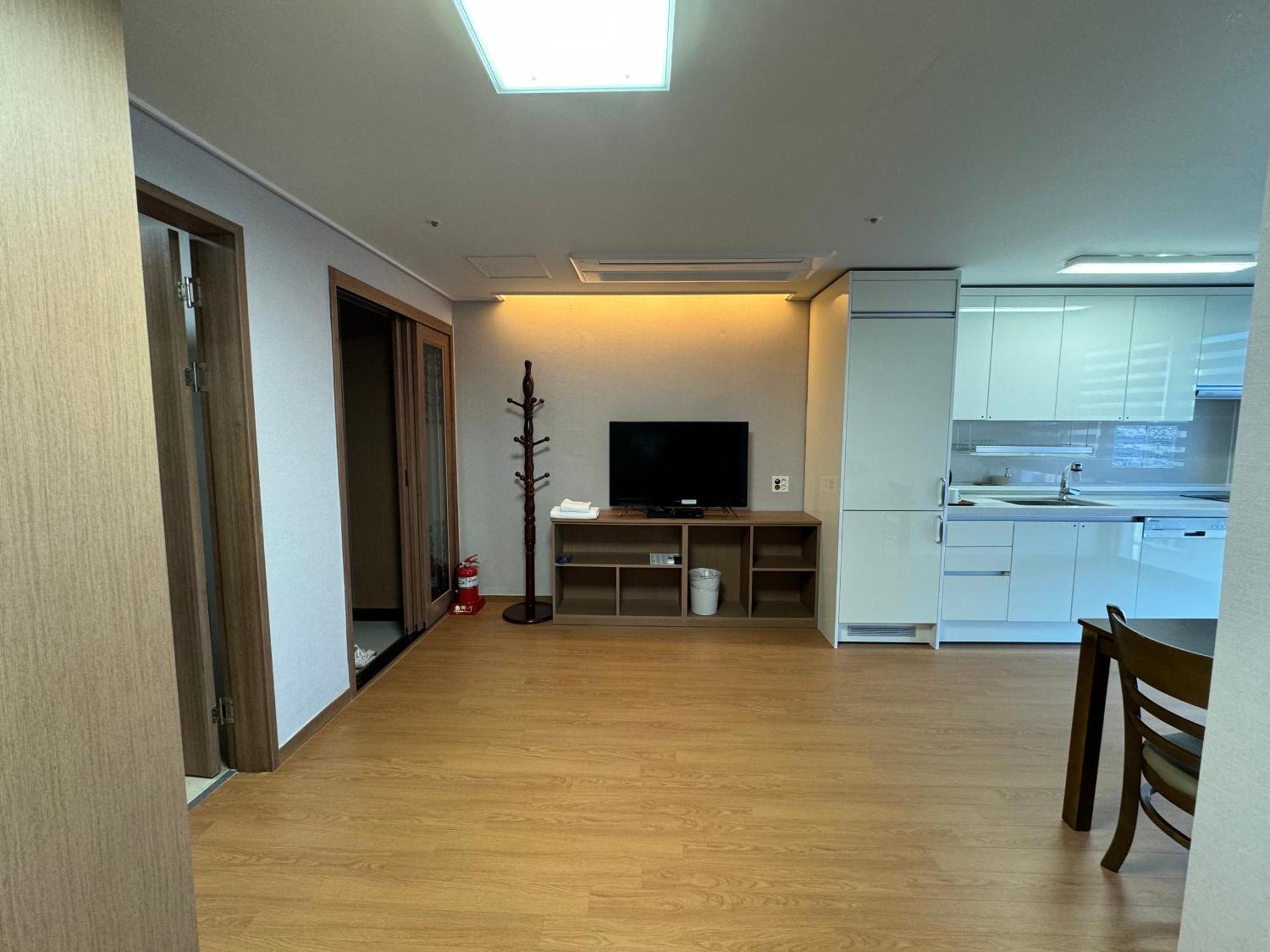 Residence Hotel K Okpo Geoje Eksteriør bilde