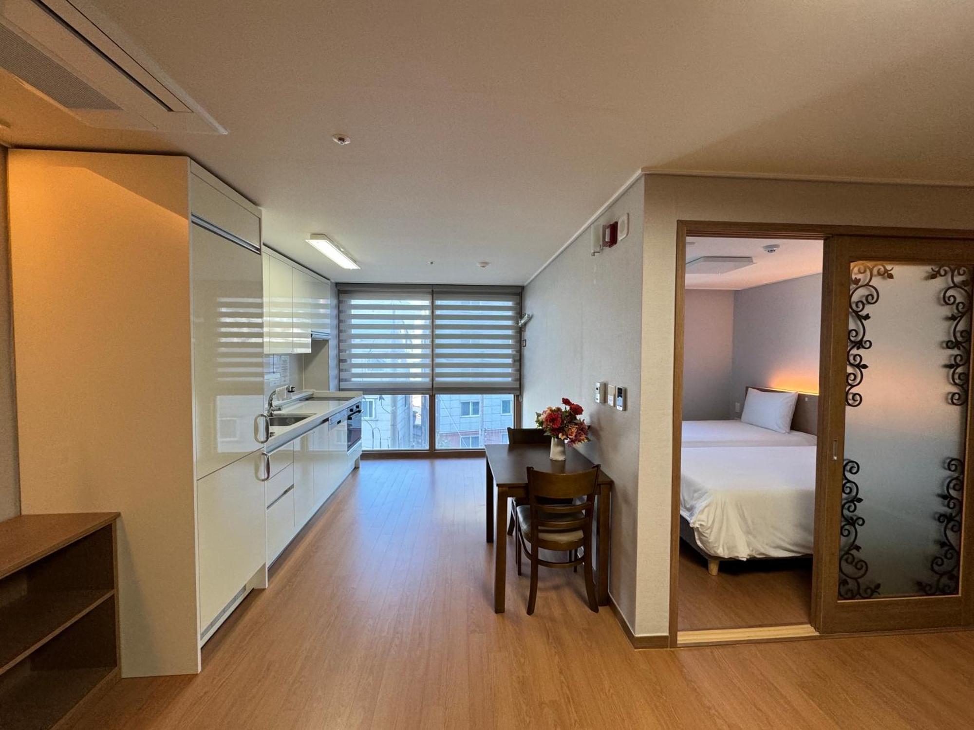 Residence Hotel K Okpo Geoje Eksteriør bilde
