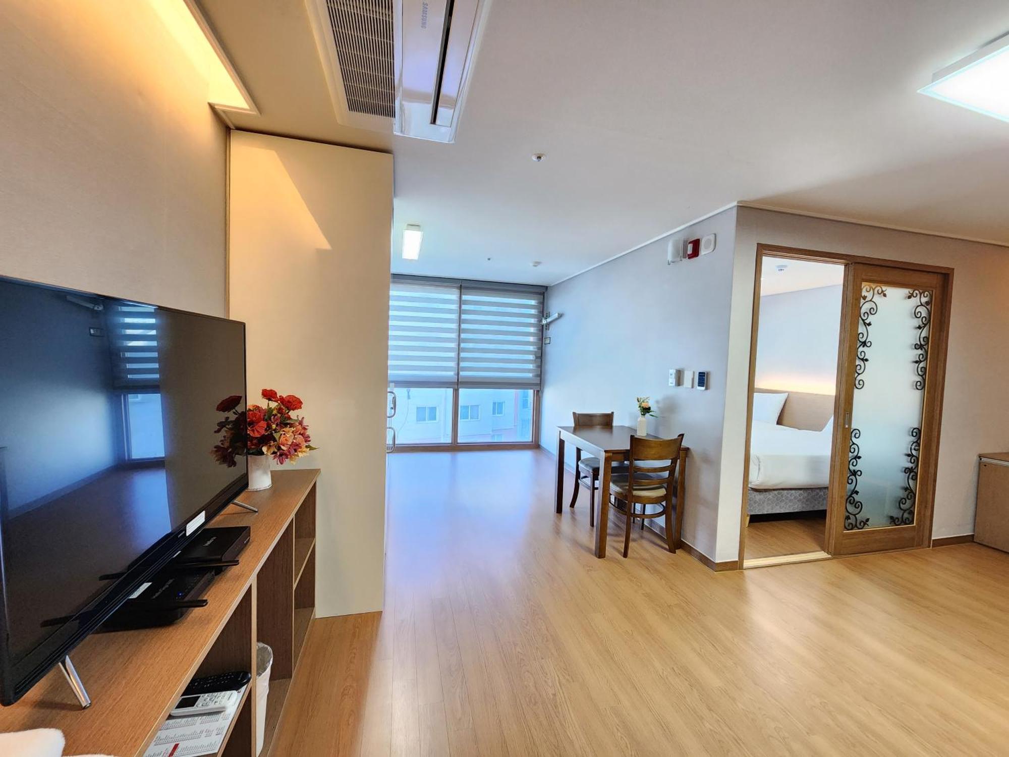 Residence Hotel K Okpo Geoje Eksteriør bilde